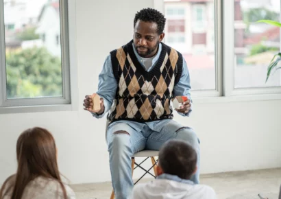 Life coaching and personal development training with mindfulness education for self-improvement.